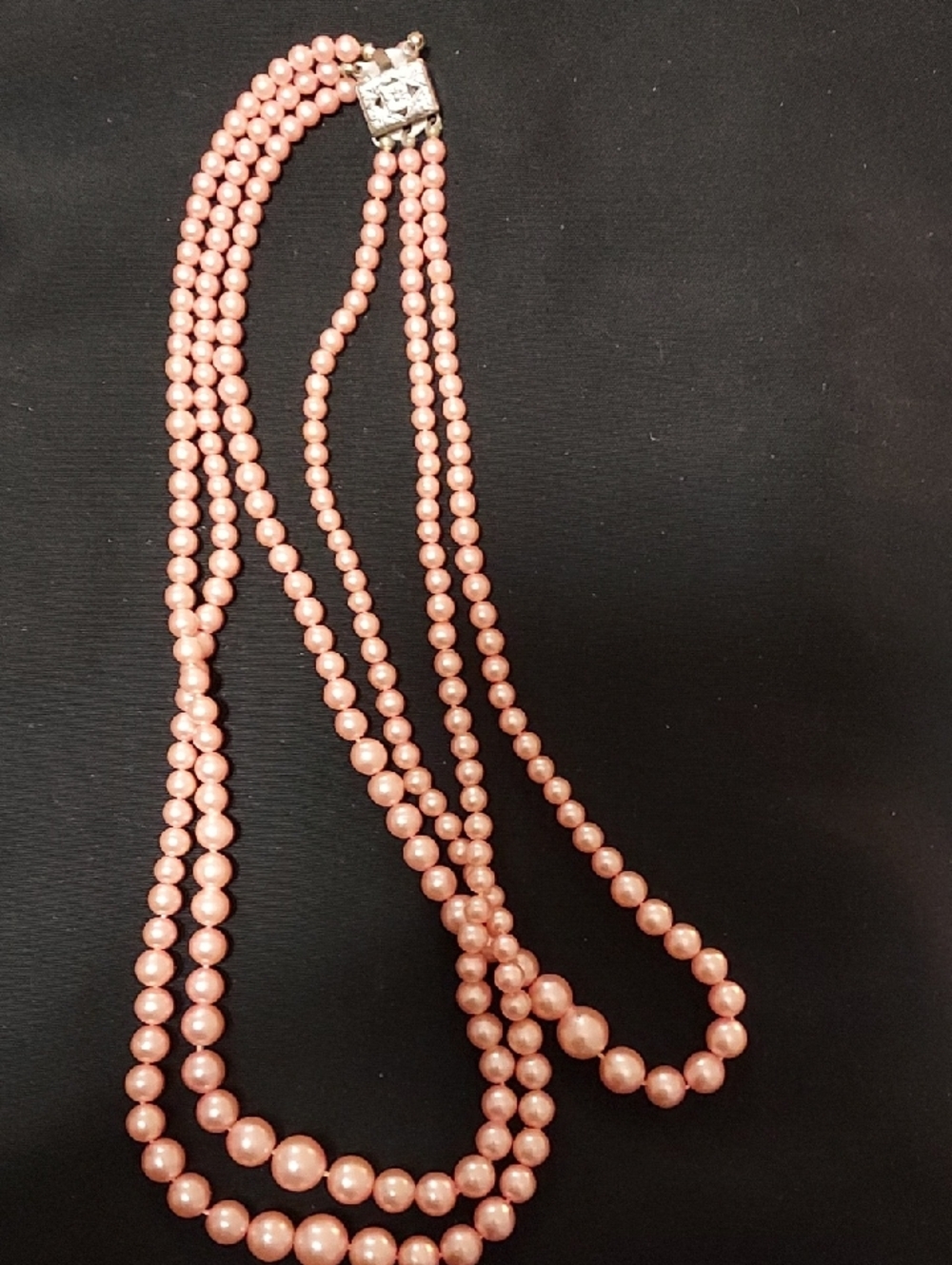 50s-60s Vintage Salmon Faux Pink Pearl Triple-Strand Necklace .